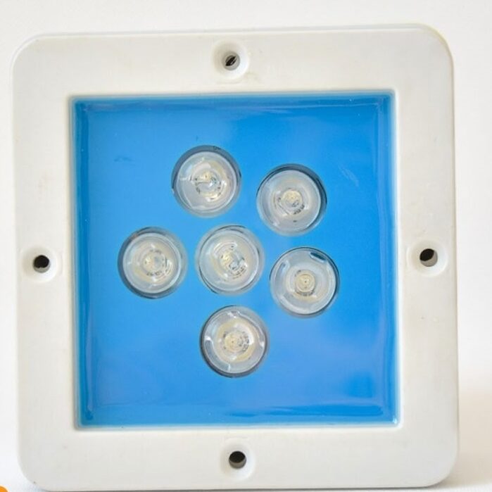 چراغ-استخری-تو-کار-3-در-6-وات-1-min-1.jpg چراغ استخری مربع 18 وات (6*3 وات) توکار - Image 1
